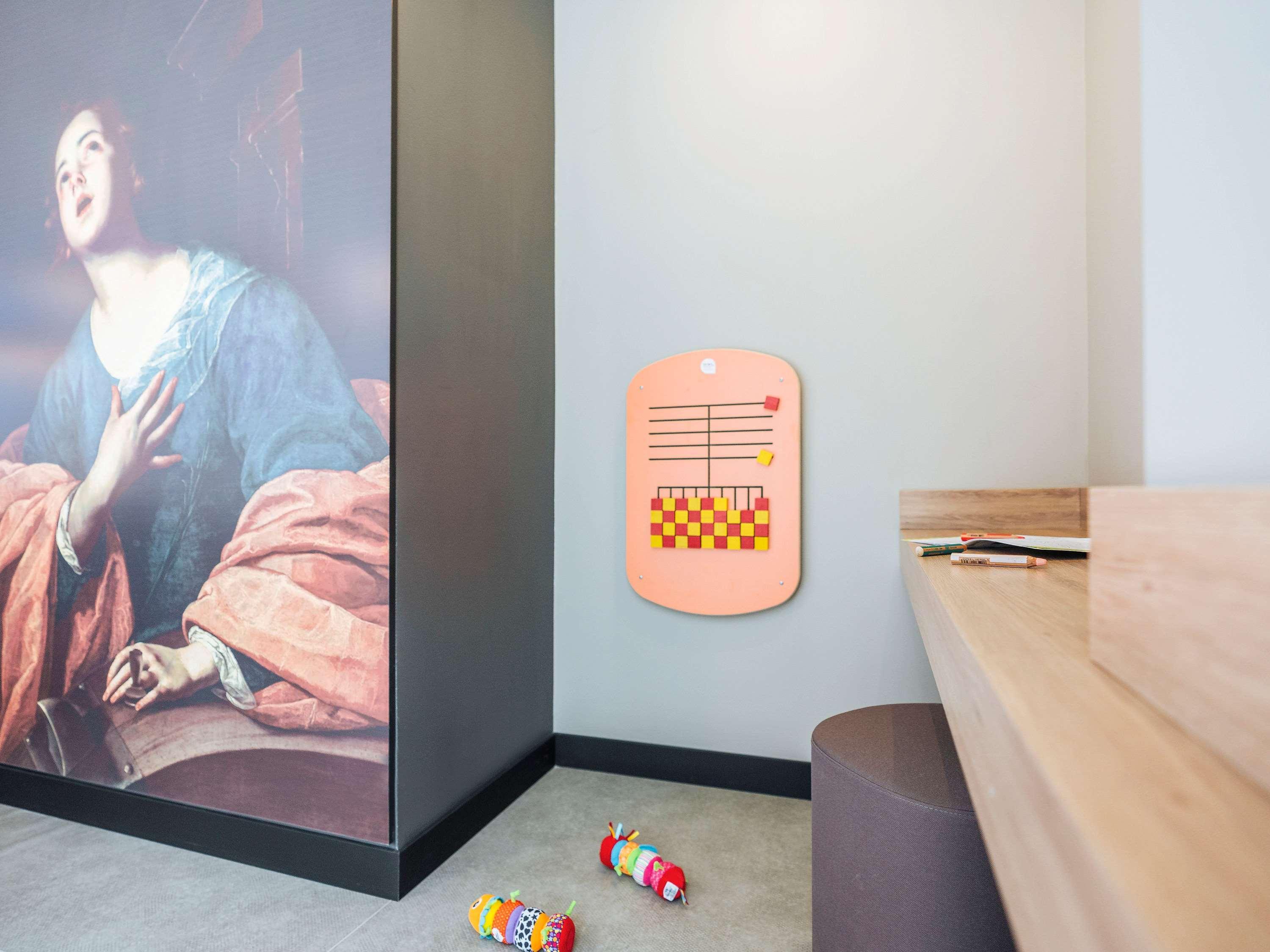 Отель Ibis Styles Le Mans Gare Sud Экстерьер фото