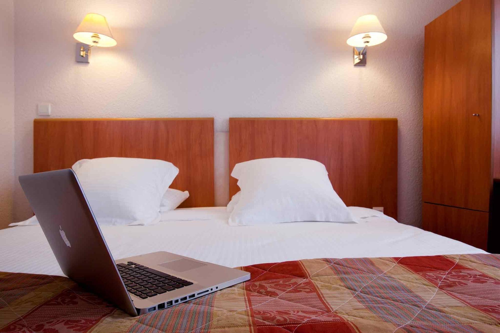 Отель Ibis Styles Le Mans Gare Sud Экстерьер фото